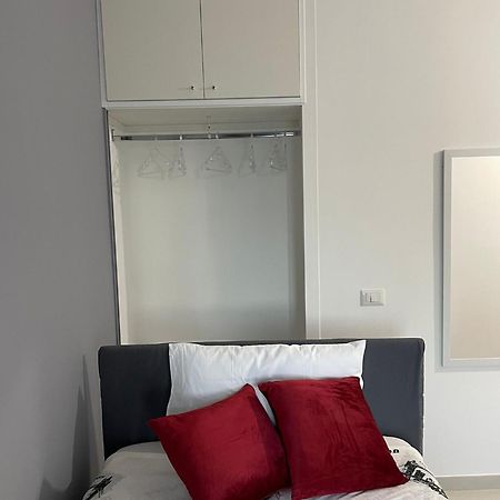 Affittacamere Iria Pomigliano d'Arco Extérieur photo